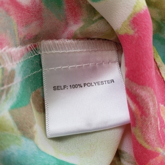 Rose & Olive Floral Sleeveless Top Size Small - Picture 6 of 6